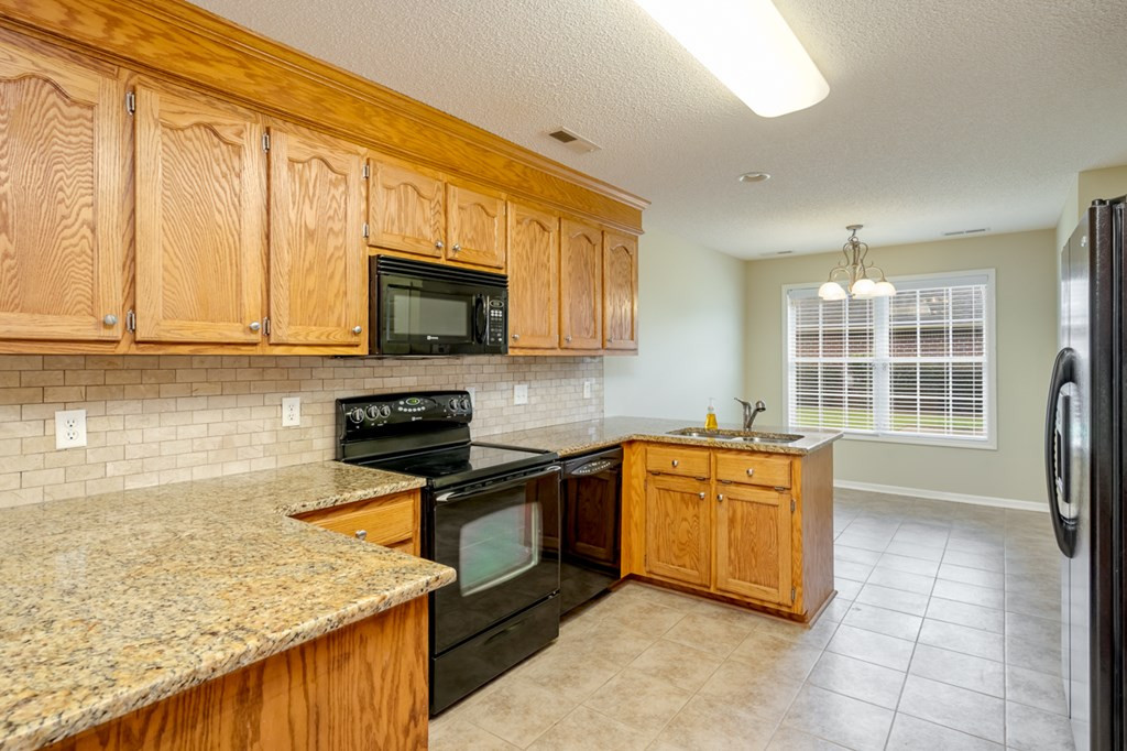 2085 Hobbit Way Sumter, SC 29153 - Photo 8 of 27 Gallery Image 8