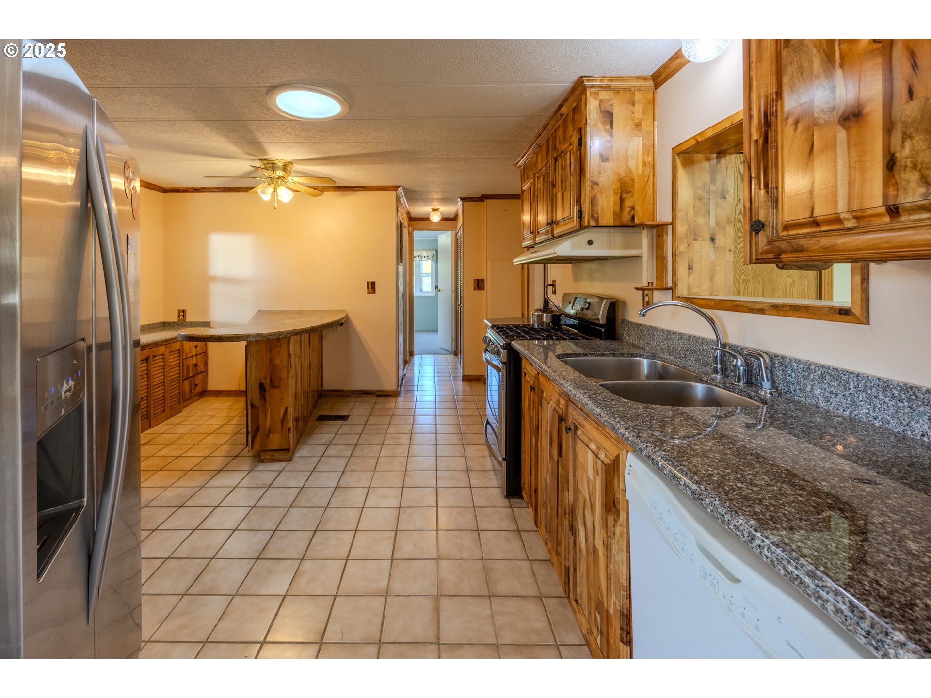 87830 Terrace View Drive Florence, OR 97439 - Photo 11 of 43 Kitchen