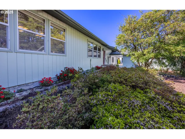 $435,000 | 87830 Terrace View Drive, Florence, OR 97439