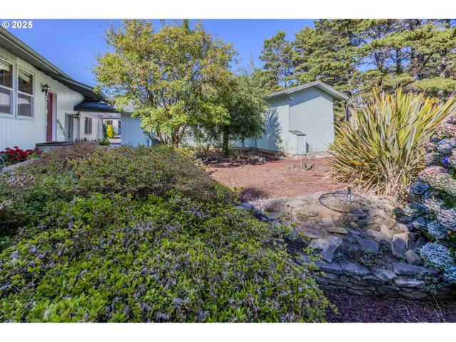 $435,000 | 87830 Terrace View Drive, Florence, OR 97439