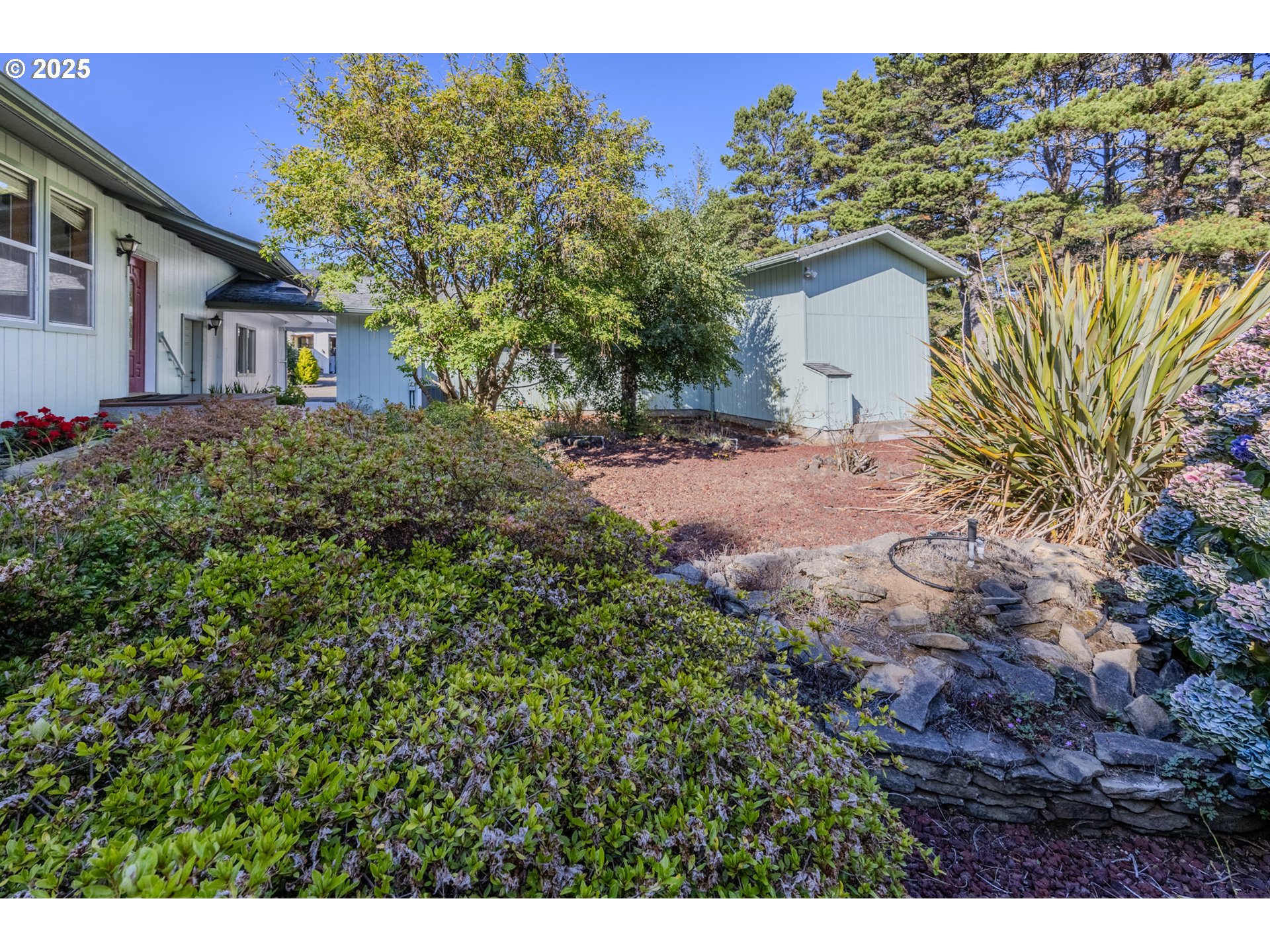 87830 Terrace View Drive Florence, OR 97439 - Photo 38 of 43 Front Yard