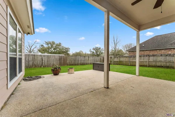 $359,900 | 12490 Plantation Creek Drive, Geismar, LA 70734