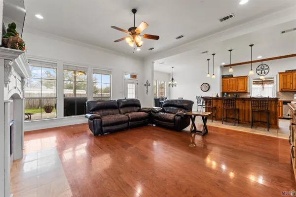$359,900 | 12490 Plantation Creek Drive, Geismar, LA 70734