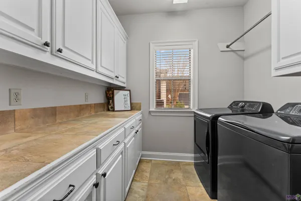 $359,900 | 12490 Plantation Creek Drive, Geismar, LA 70734