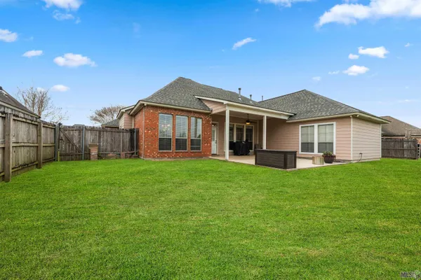 $359,900 | 12490 Plantation Creek Drive, Geismar, LA 70734