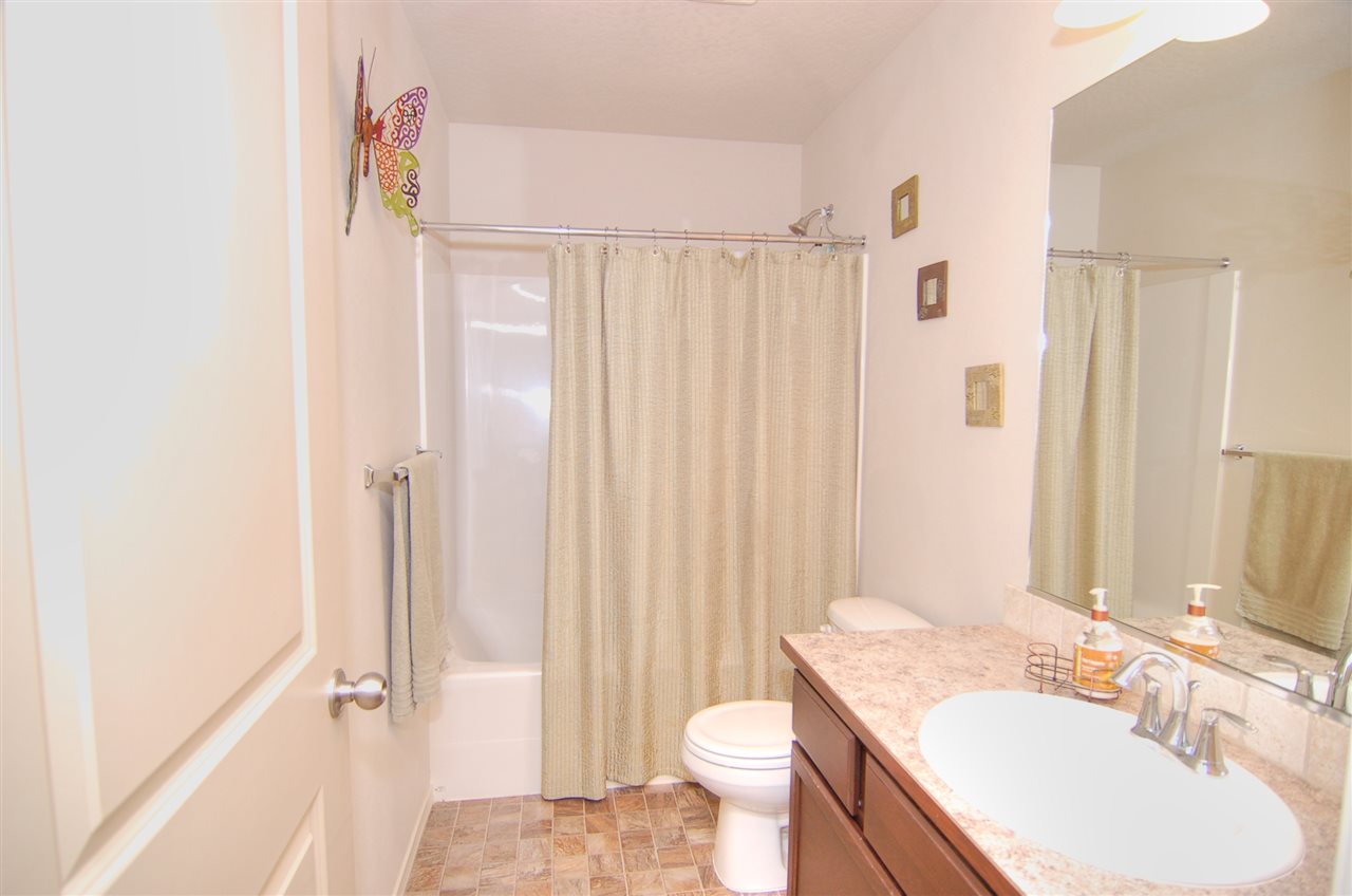 1710 West Tree Lane Spokane, WA 99208 - Photo 15 of 18 Gallery Image 15