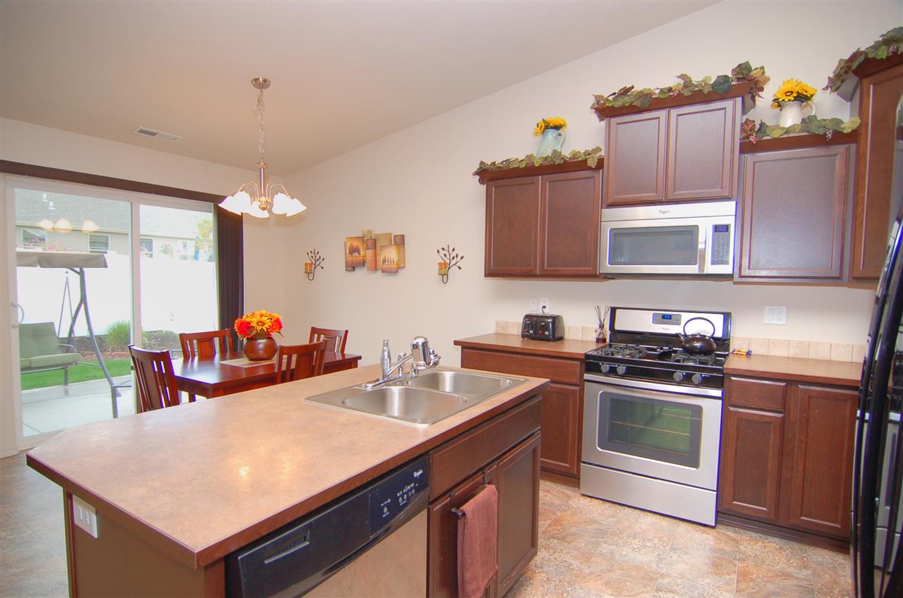1710 West Tree Lane Spokane, WA 99208 - Photo 4 of 18 Gallery Image 4