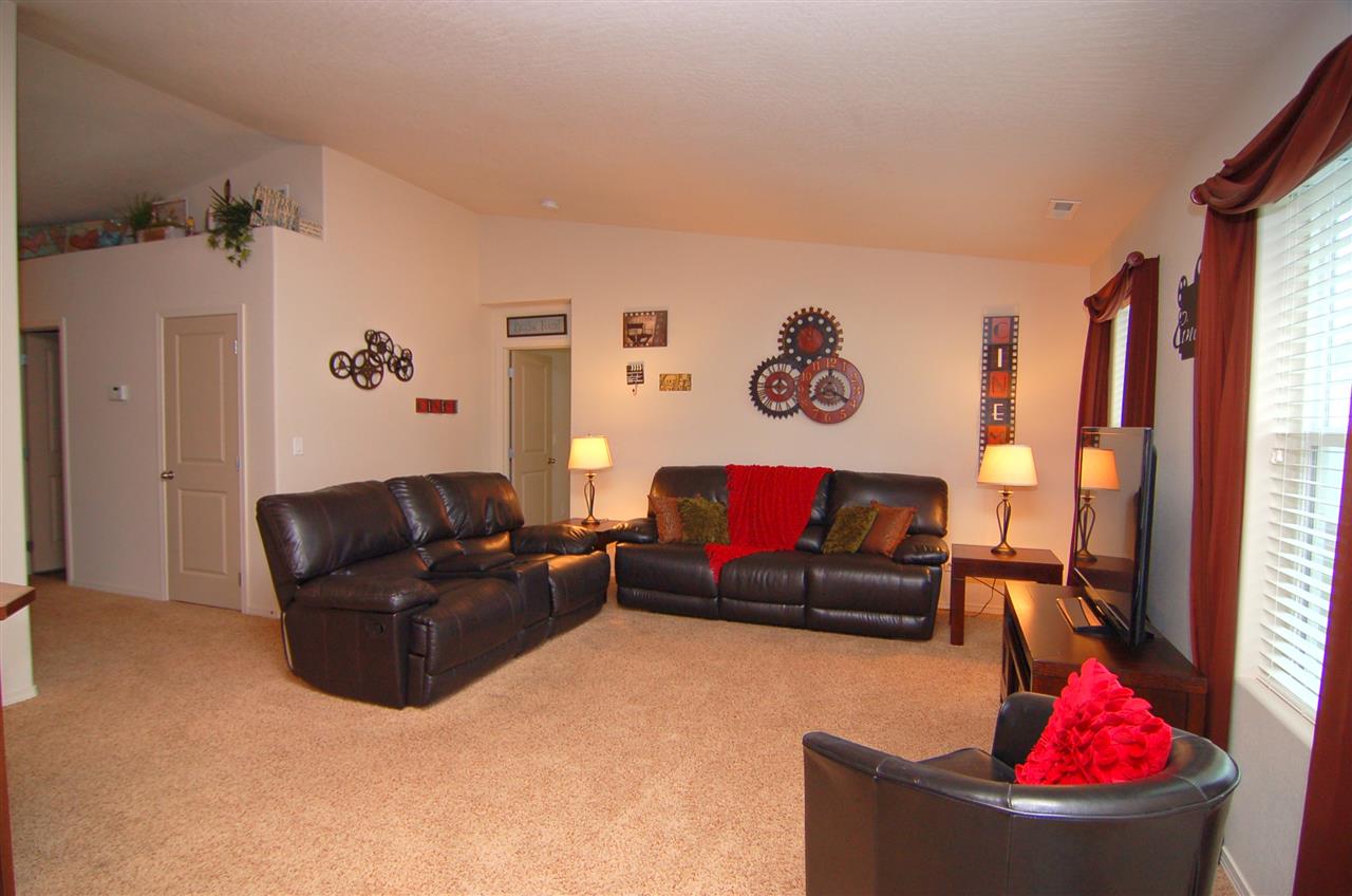 1710 West Tree Lane Spokane, WA 99208 - Photo 6 of 18 Gallery Image 6