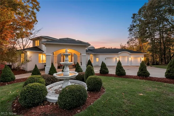 $1,335,000 | 8709 Deer Creek Drive, Broadview Heights, OH 44147