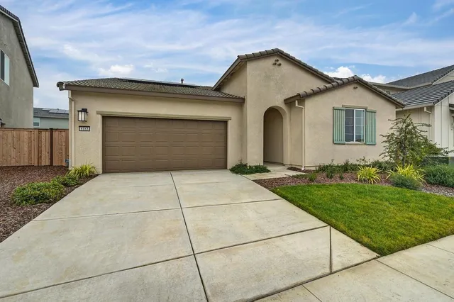 $749,000 | 8183 Lavigne Circle, Elk Grove, CA 95757