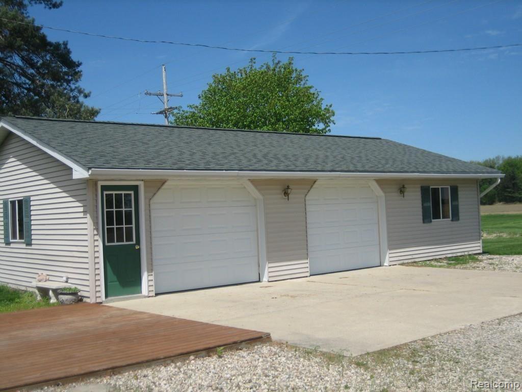 6175 Newark Road Imlay City, MI 48444 - Photo 3 of 36 6175 Newark road 006.jpg