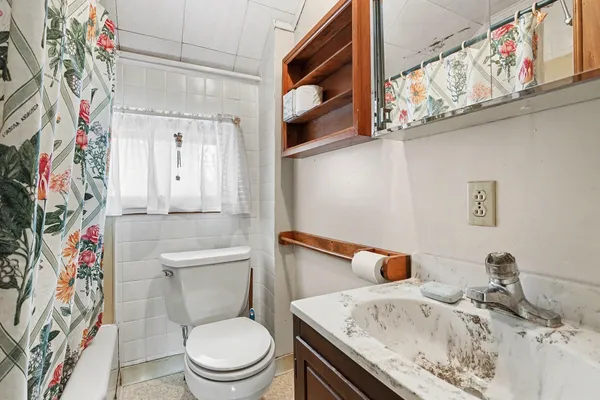 $239,900 | 12093 Winans Drive, Dowling, MI 49050