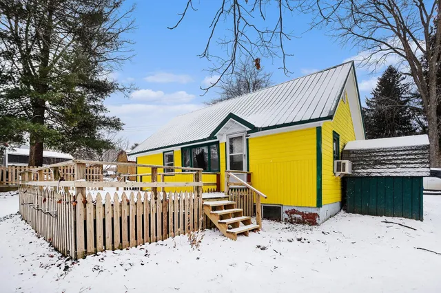 $239,900 | 12093 Winans Road, Dowling, MI 49050