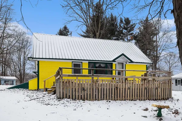 $239,900 | 12093 Winans Drive, Dowling, MI 49050