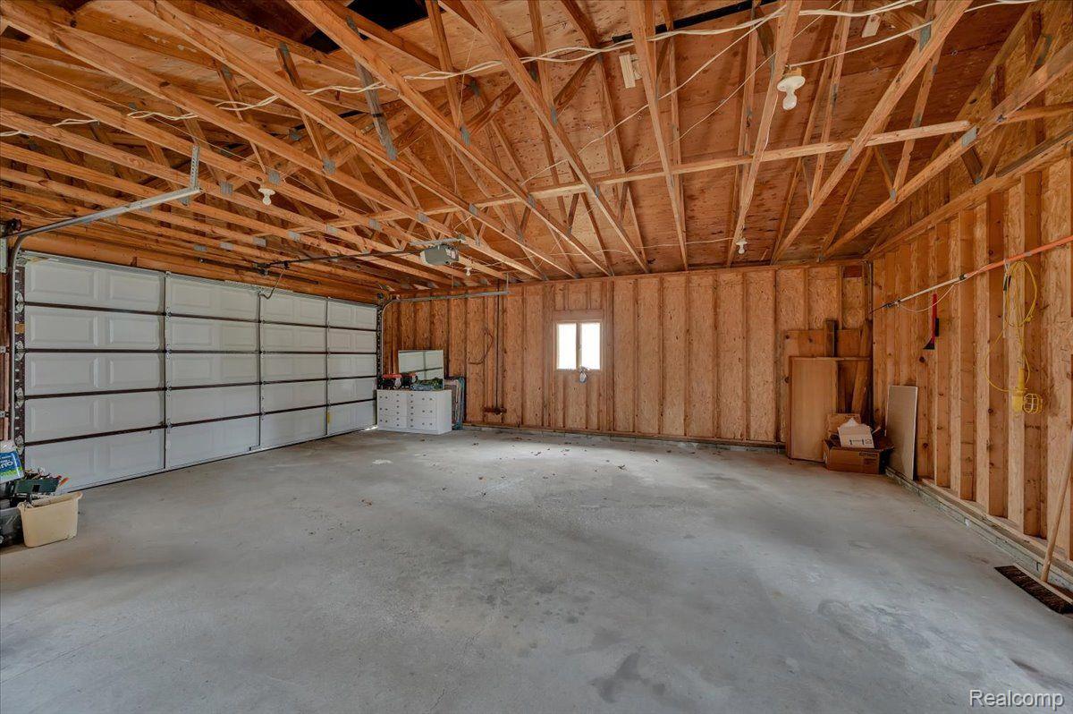 15595 Almont Road Allenton, MI 48002 - Photo 22 of 27 Gallery Image 22