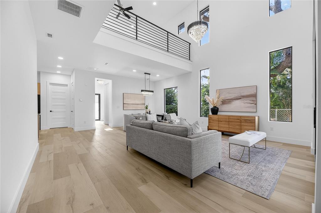 2335 Oak Terrace Sarasota, FL 34231 - Photo 13 of 82