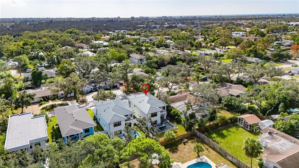 2335 Oak Terrace Sarasota, FL 34231 - Photo 68 of 82 an aerial view of multiple house