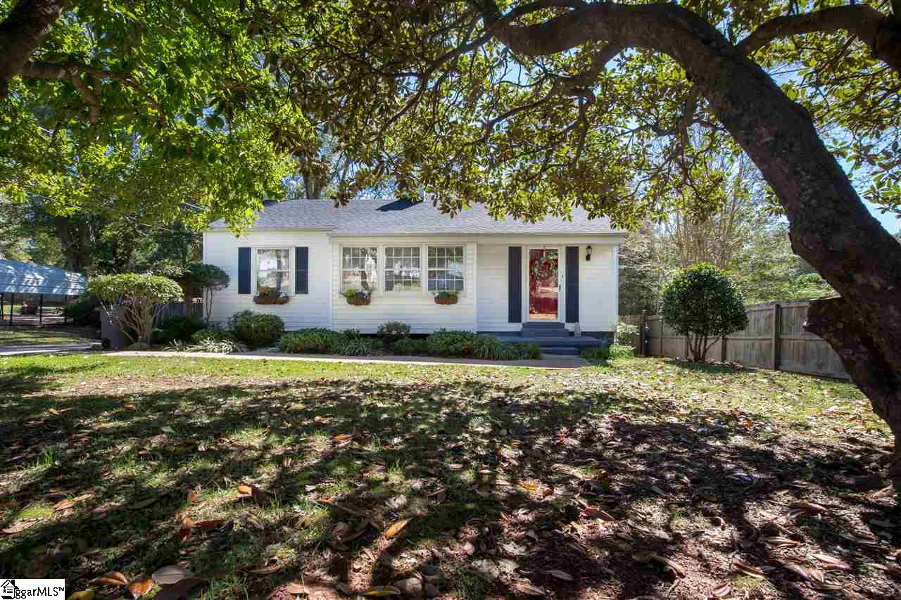 107 Rutledge Avenue Greenville, SC 29617 - Photo 13 of 18 Gallery Image 13