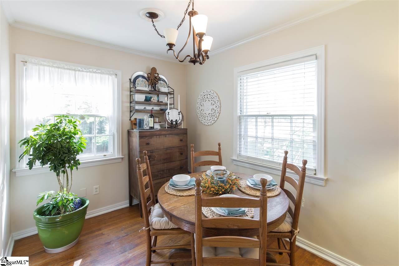107 Rutledge Avenue Greenville, SC 29617 - Photo 3 of 18 Gallery Image 3