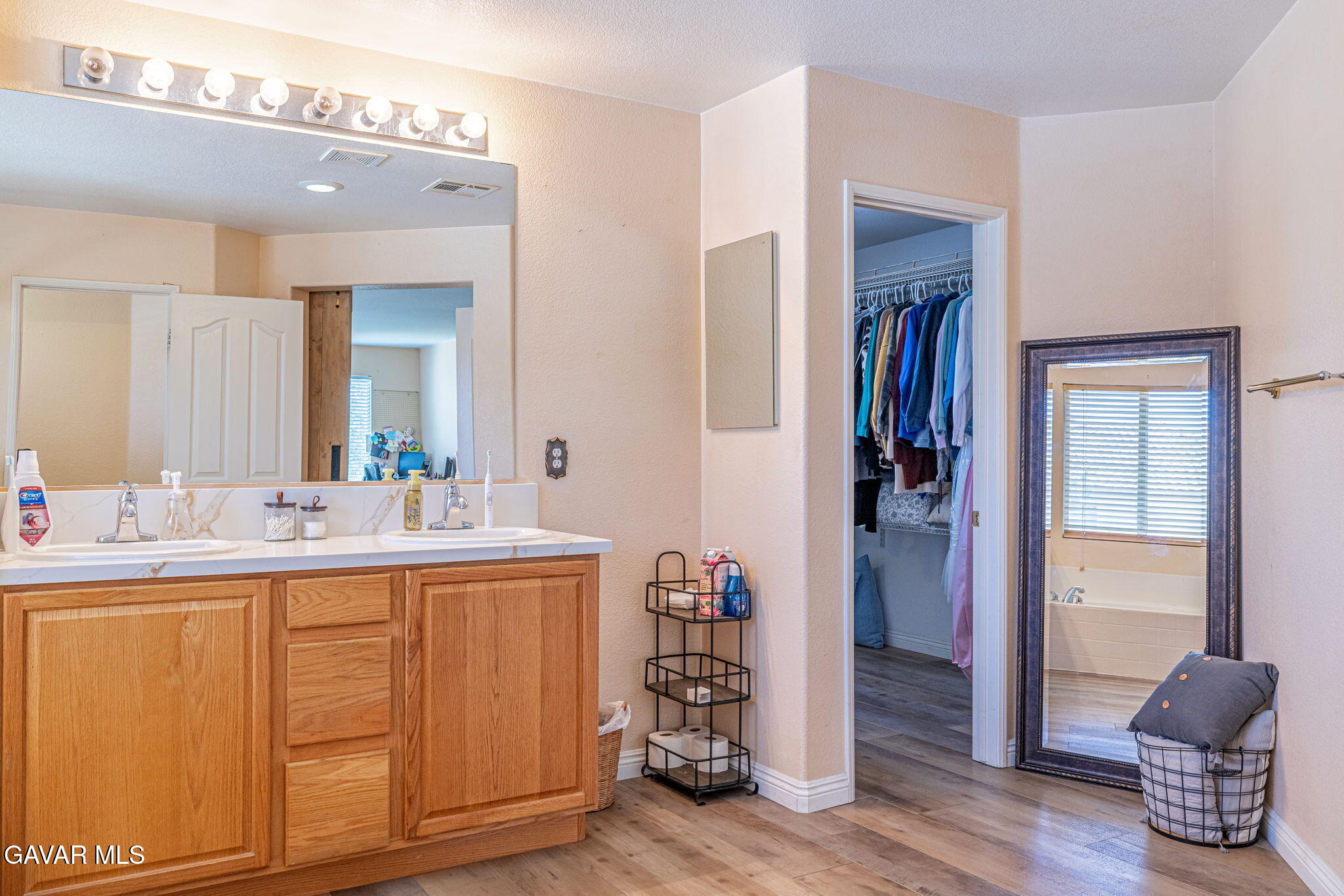 4302 Olivera Place Lancaster, CA 93536 - Photo 31 of 62 29-web-or-mls-AVOH--5(1)