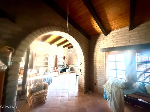 $550,000 | 12724 Alameda Avenue, Clint, TX 79836