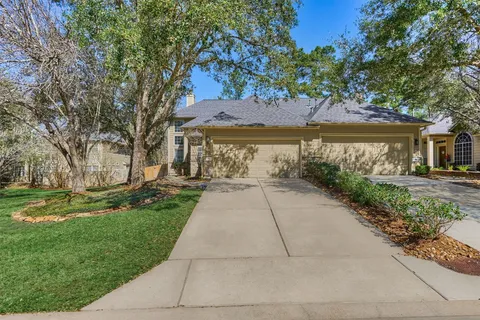 $350,000 | 31 Valley Oaks Circle, The Woodlands, TX 77382