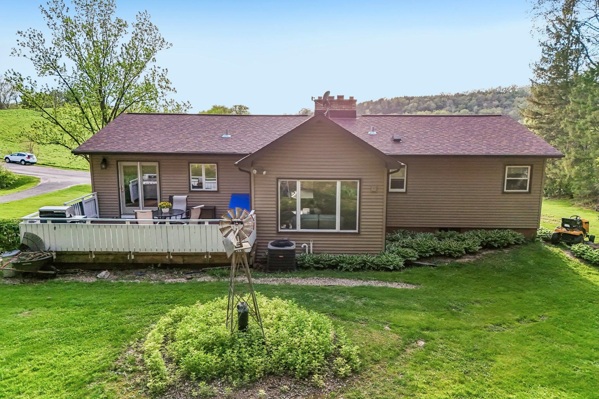 5030 South Valley Road Black Earth, WI 53515 - Photo 45 of 55