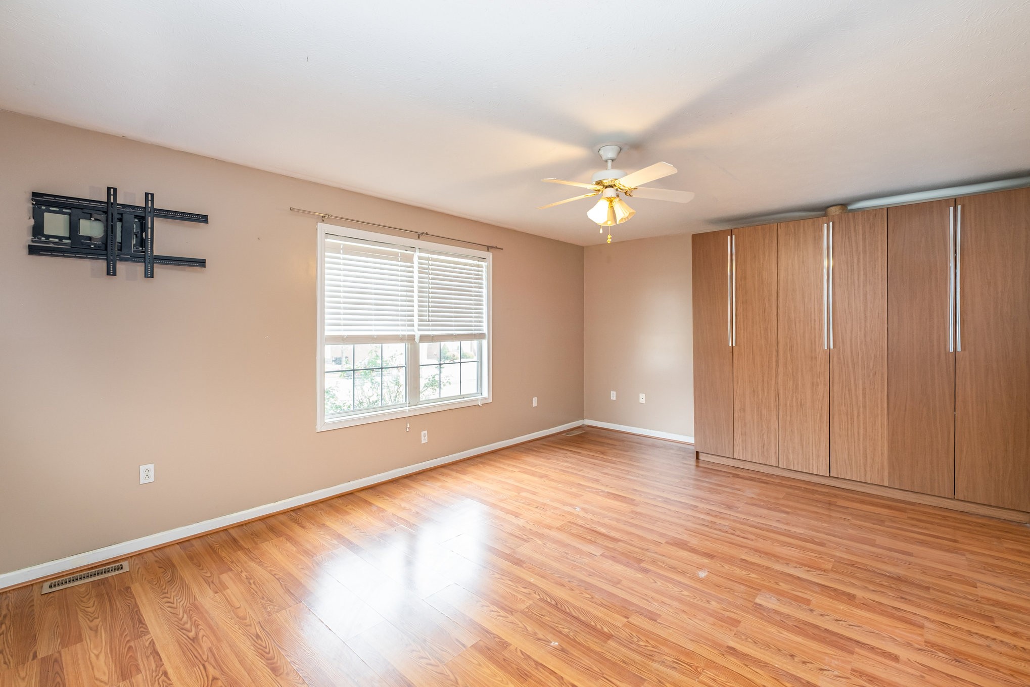 423 Brookside Drive Mount Pleasant, TN 38474 - Photo 11 of 22