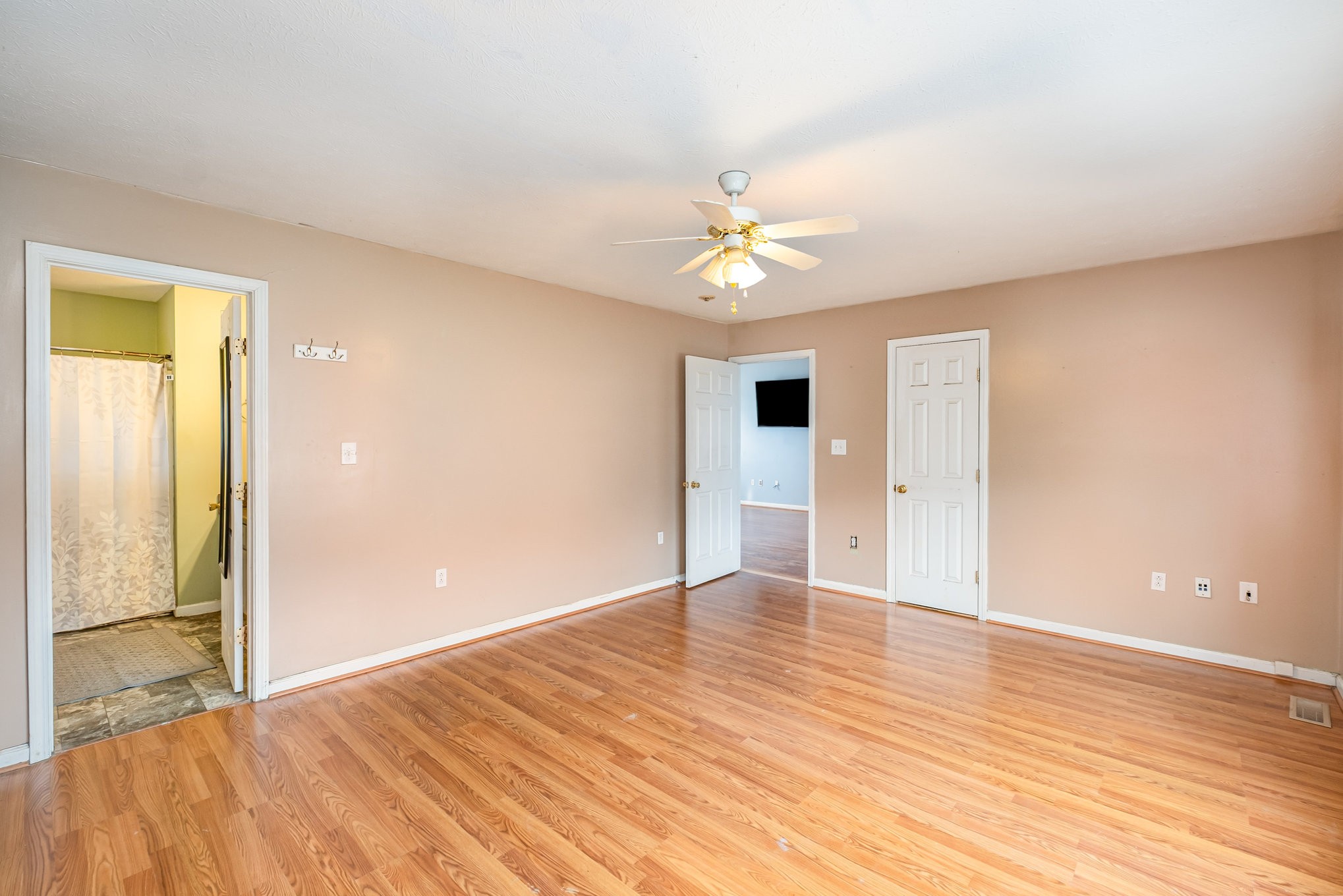 423 Brookside Drive Mount Pleasant, TN 38474 - Photo 13 of 22