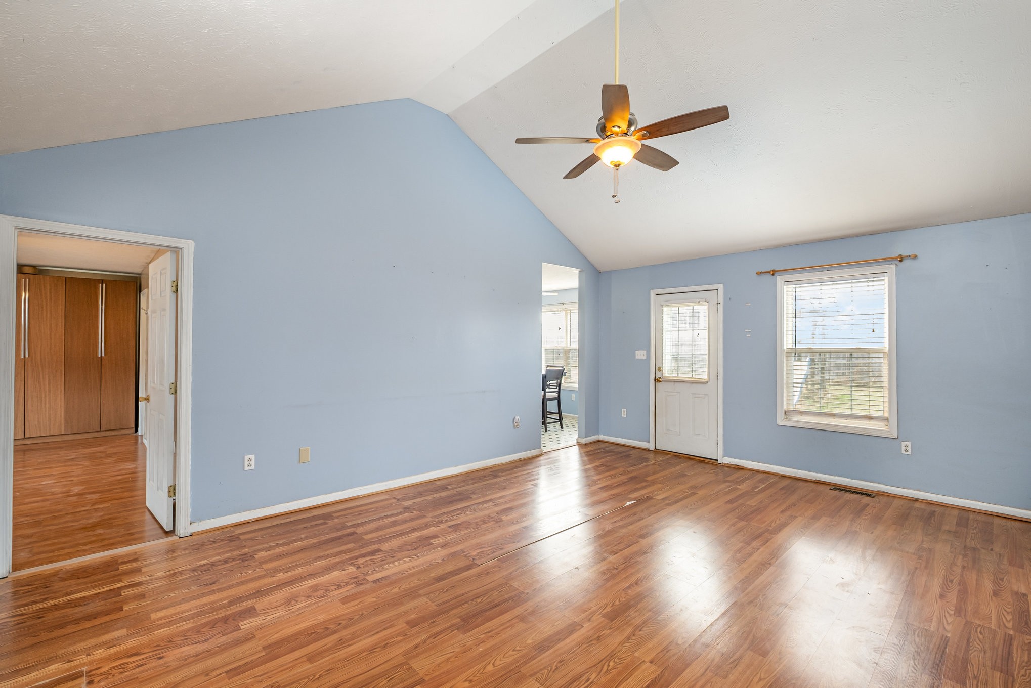 423 Brookside Drive Mount Pleasant, TN 38474 - Photo 5 of 22