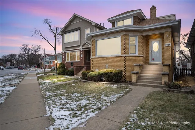 $519,900 | 7718 Westwood, Elmwood Park, IL 60707
