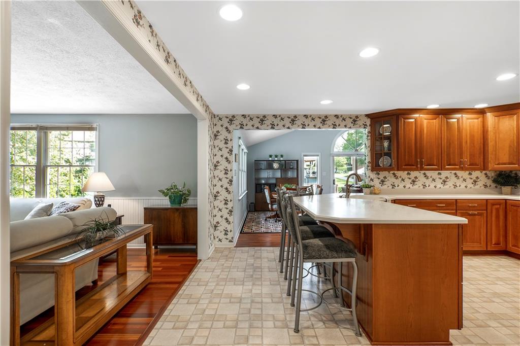 2360 Harrow Road Pittsburgh, PA 15241 - Photo 13 of 25 Gallery Image 13