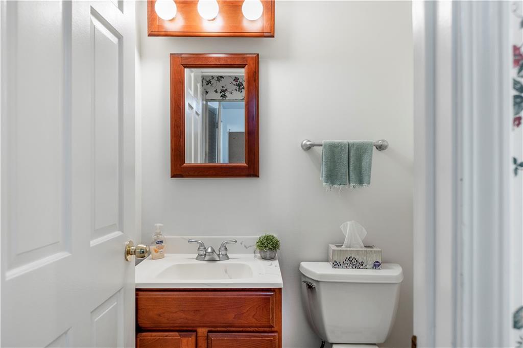 2360 Harrow Road Pittsburgh, PA 15241 - Photo 14 of 25 Gallery Image 14