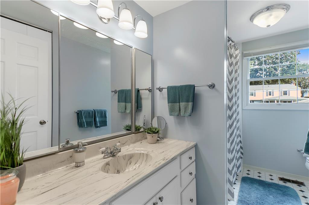 2360 Harrow Road Pittsburgh, PA 15241 - Photo 21 of 25 Gallery Image 21