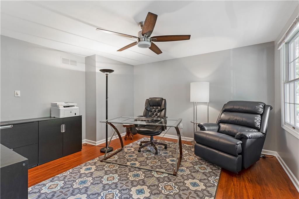 2360 Harrow Road Pittsburgh, PA 15241 - Photo 7 of 25 Gallery Image 7