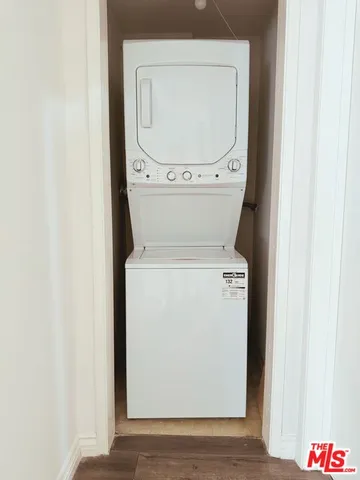 $469,000 | 10707 Camarillo Street, Unit 117, North Hollywood, CA 91602