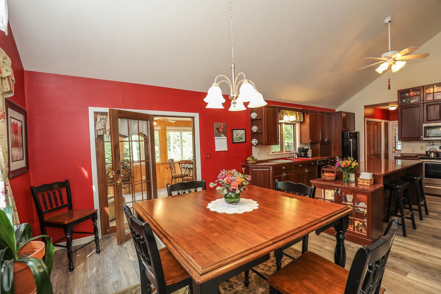 581 East Side Drive Alton, NH 03810 - Photo 22 of 39