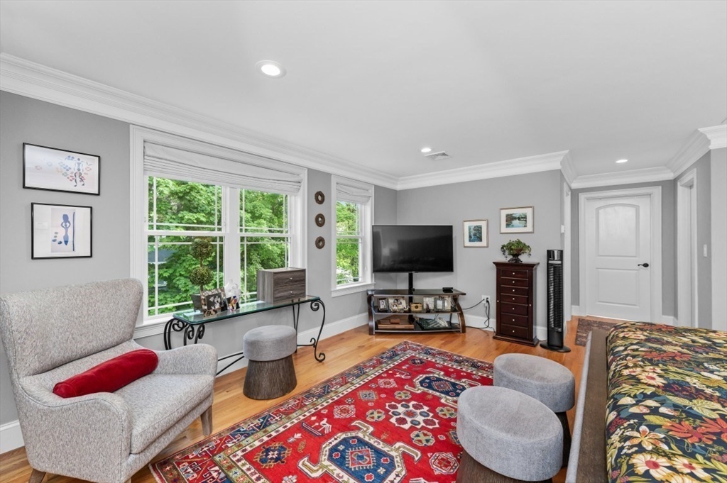 456 Chestnut Street Needham, MA 02492 - Photo 16 of 37
