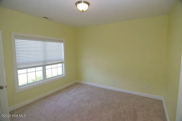 $1,250 | 1940 Tara Court, Unit 104, Greenville, NC 27858