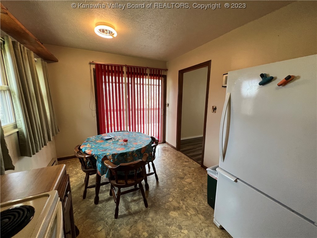 245 Grayson Road Point Pleasant, WV 25550 - Photo 20 of 47 Gallery Image 20