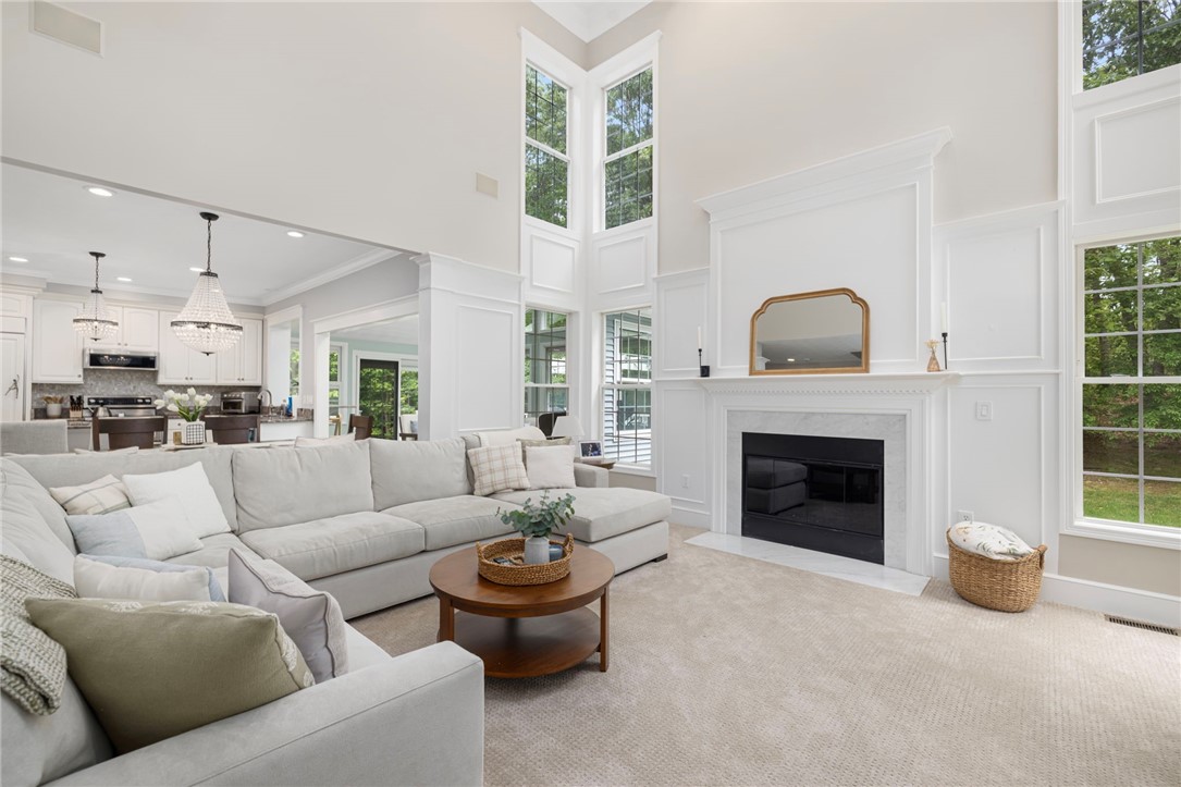322 Sleepy Hollow Farm Road Warwick, RI 02886 - Photo 7 of 43 Gallery Image 7