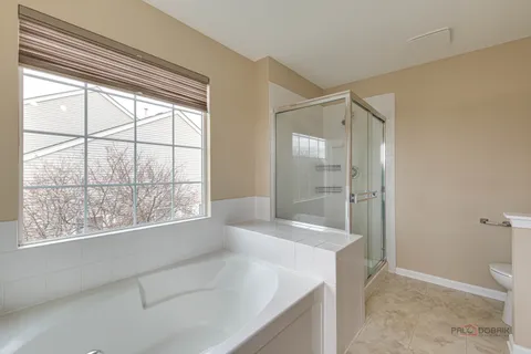 $614,900 | 4 Waterton Drive, Streamwood, IL 60107