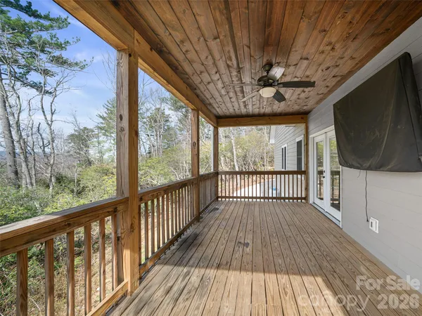 $725,000 | 111 Wipprecht Drive, Spruce Pine, NC 28777