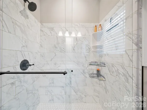 $725,000 | 111 Wipprecht Drive, Spruce Pine, NC 28777