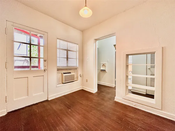 $1,650 | 1408 Kirkwood Road, Unit A, Austin, TX 78722