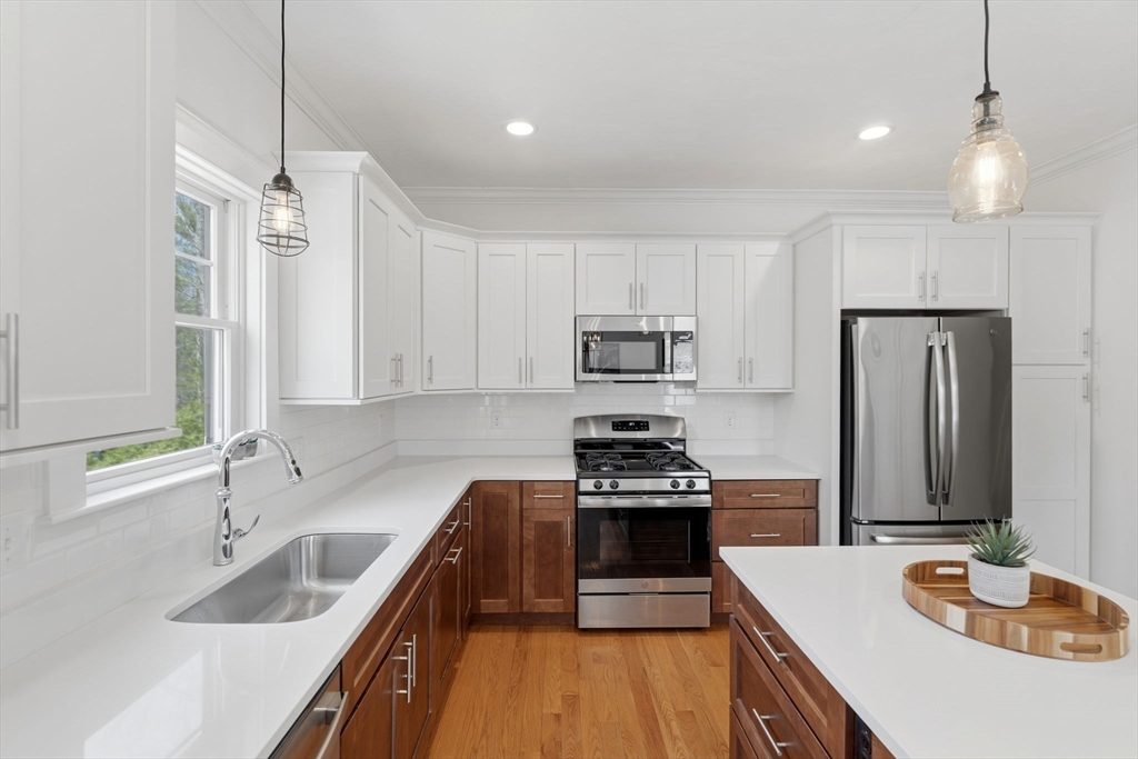 60 Compass Point Drive, Unit 29 Douglas, MA 01516 - Photo 4 of 28