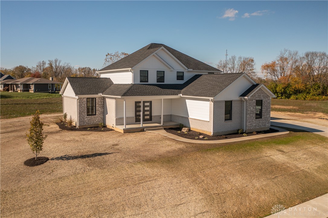 3631 Kingsgate Lane Springfield, OH 45502 - Photo 1 of 87