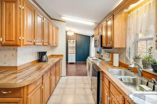 $365,000 | 106 Avian Court, Brevard, NC 28712