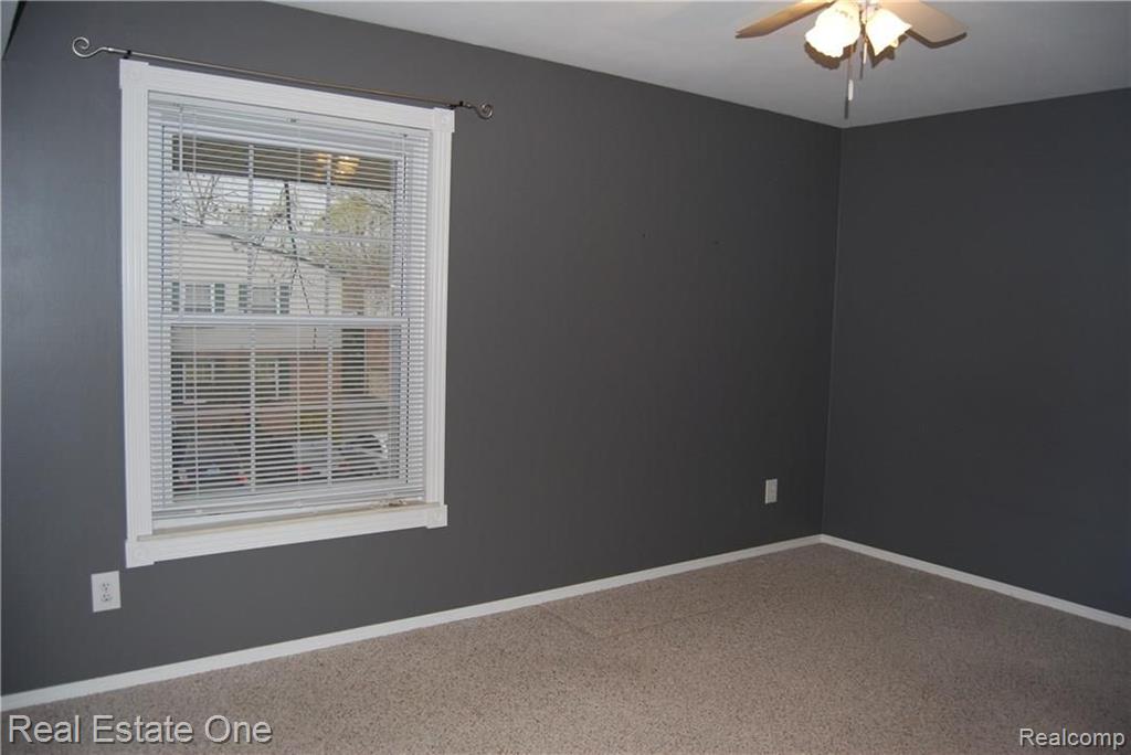 525 East University Drive, Unit 94 Rochester, MI 48307 - Photo 10 of 16