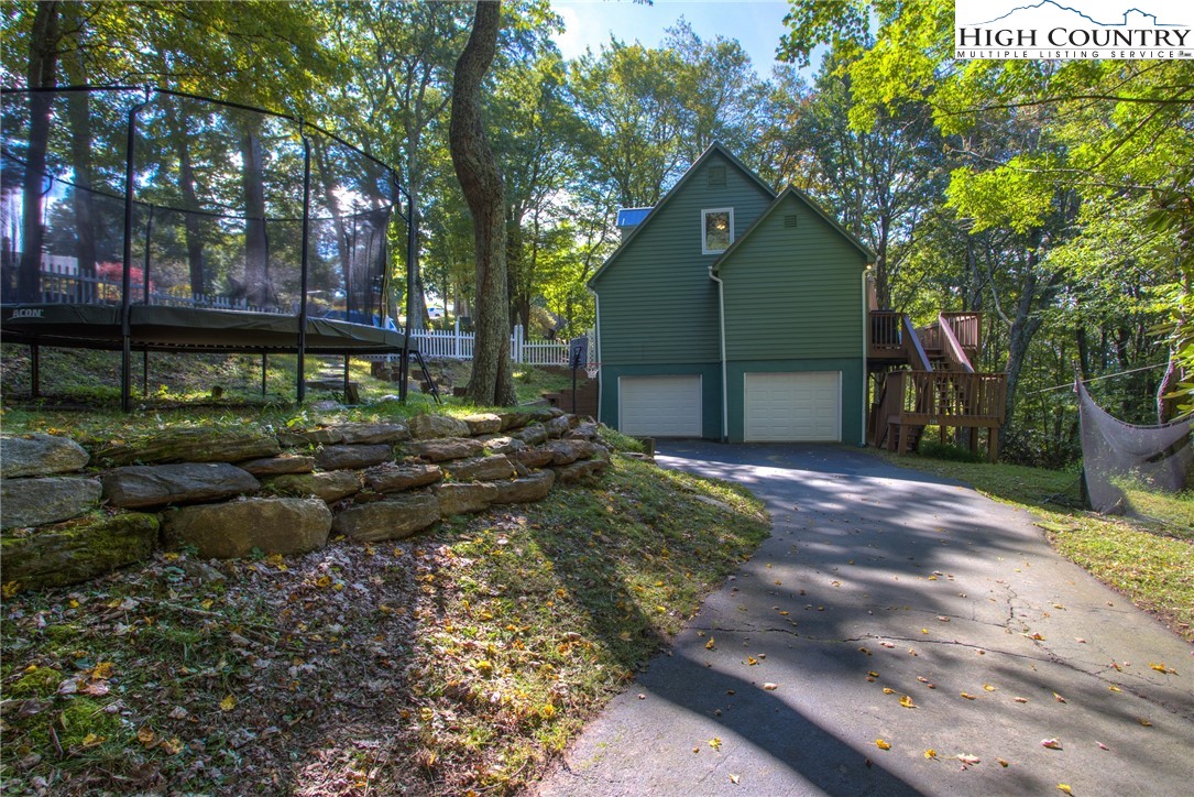138 Pinnacle Lane Boone, NC 28607 - Photo 6 of 39 Gallery Image 6
